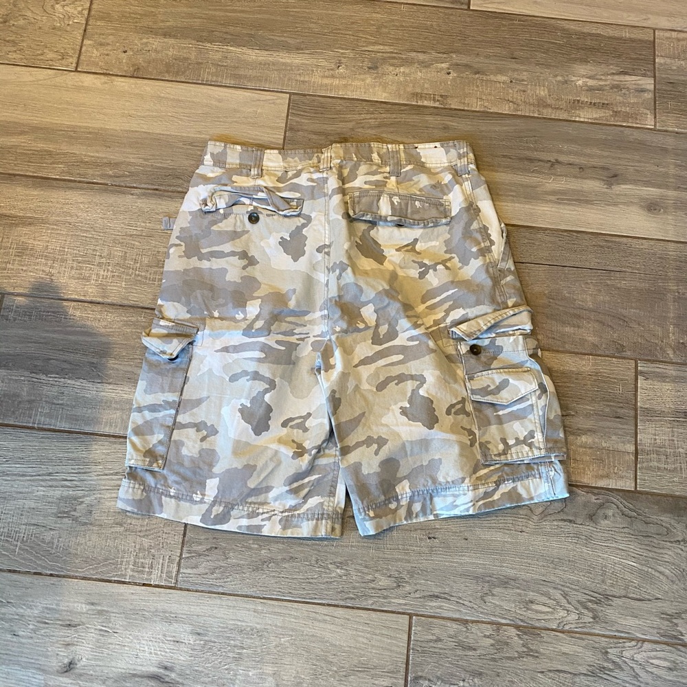 Urban up camo shorts